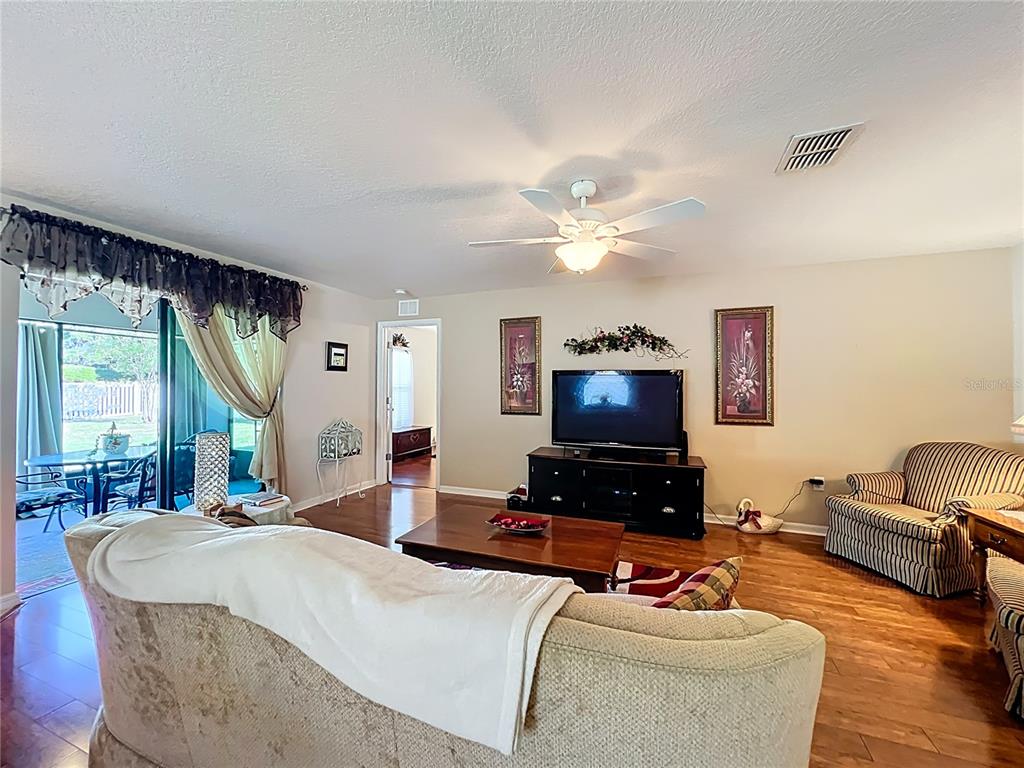 817 Laurel View Way Groveland, FL 34736 - Photo 53 of 55
