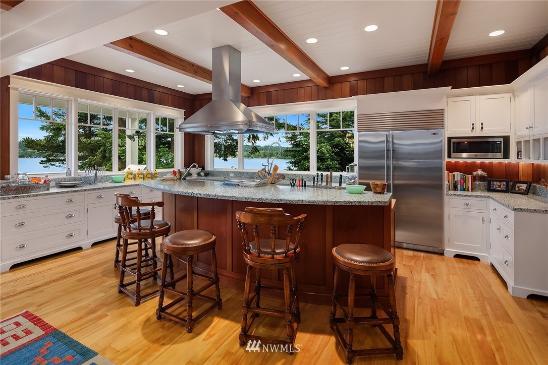 5139 South Bercot Road Freeland, WA 98249 - Photo 10 of 32 Gallery Image 10