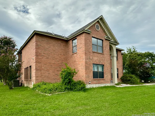 $595,000 | 2321 Green Valley Road, Cibolo, TX 78108