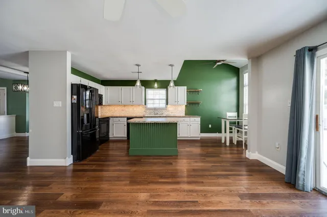 $325,000 | 124 Hickory Lane, Reading, PA 19610