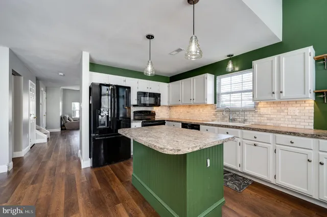 $325,000 | 124 Hickory Lane, Reading, PA 19610