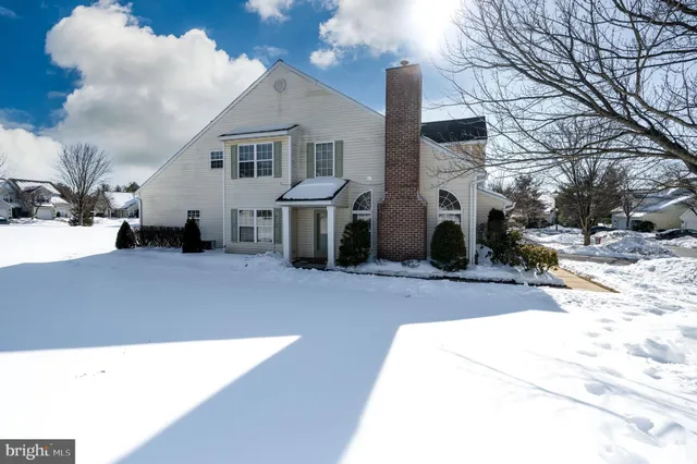 $325,000 | 124 Hickory Lane, Reading, PA 19610