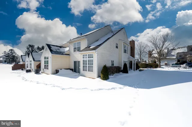 $325,000 | 124 Hickory Lane, Reading, PA 19610