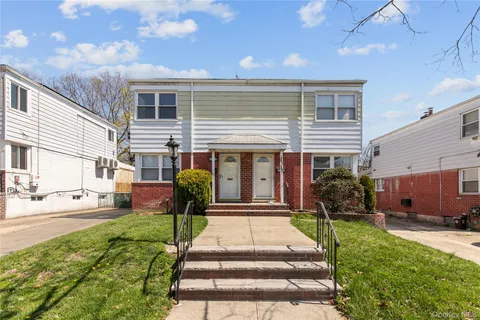 $3,000 | 67-27 211th Street | Oakland Gardens