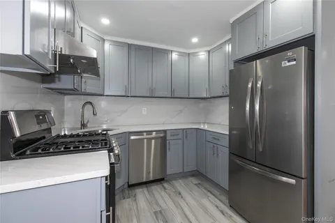 $3,000 | 67-27 211th Street | Oakland Gardens