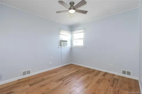 $3,000 | 67-27 211th Street | Oakland Gardens