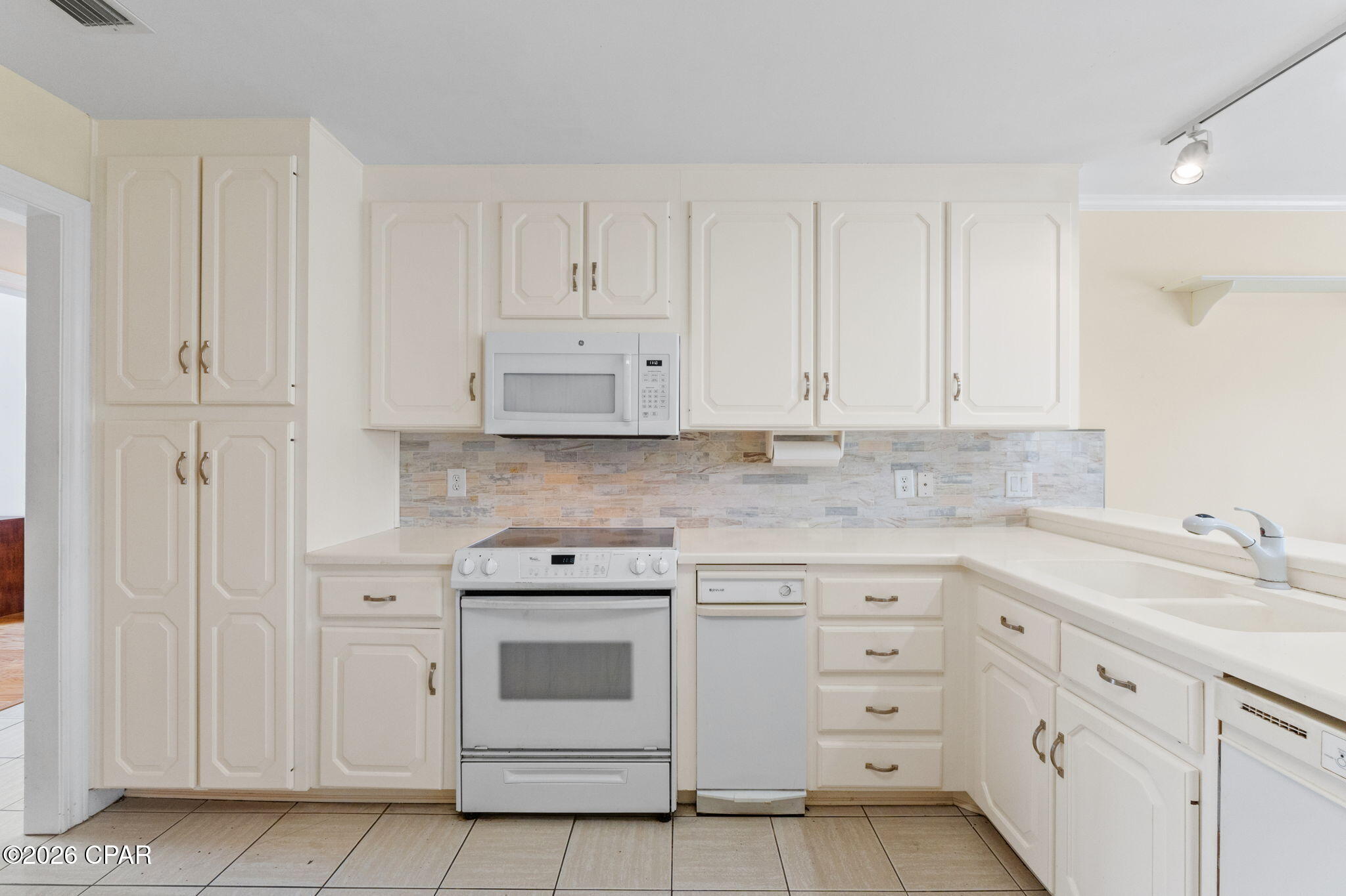 370 Wahoo Road Panama City, FL 32408 - Photo 18 of 77 Gallery Image 18