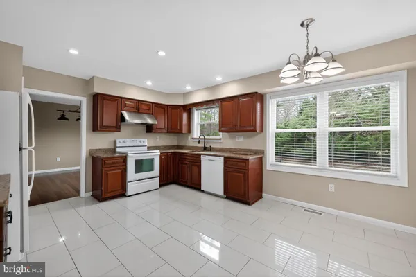 $600,000 | 1200 Cardinal Lane, Cherry Hill, NJ 08003