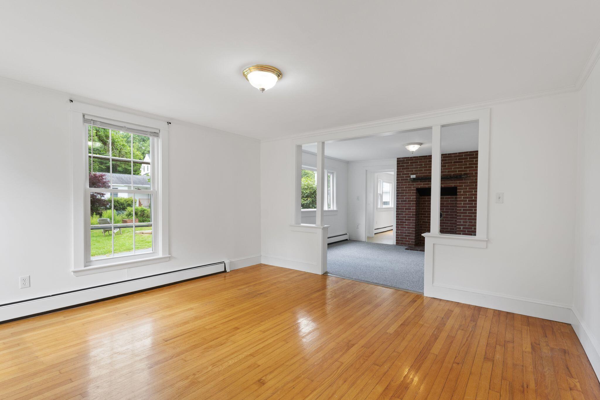 216 Middle Road Falmouth, ME 04105 - Photo 11 of 54 216_Middle_Rd_10