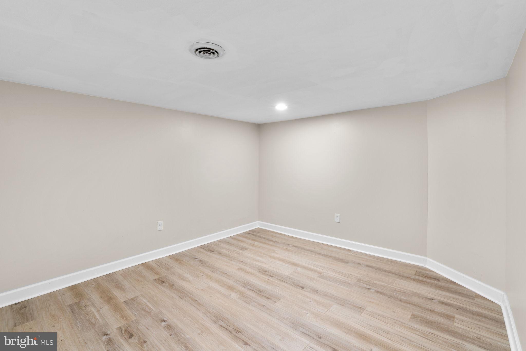 1221 Berkwood Road Baltimore, MD 21237 - Photo 19 of 34 a view of room