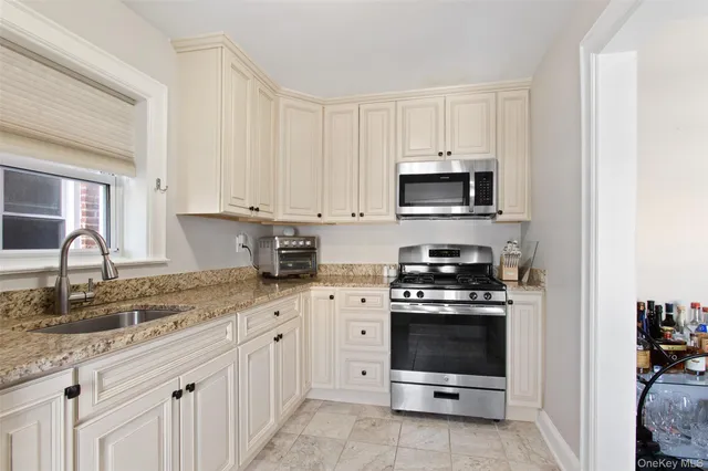 $189,000 | 512 Mamaroneck Avenue, Unit K, White Plains, NY 10605