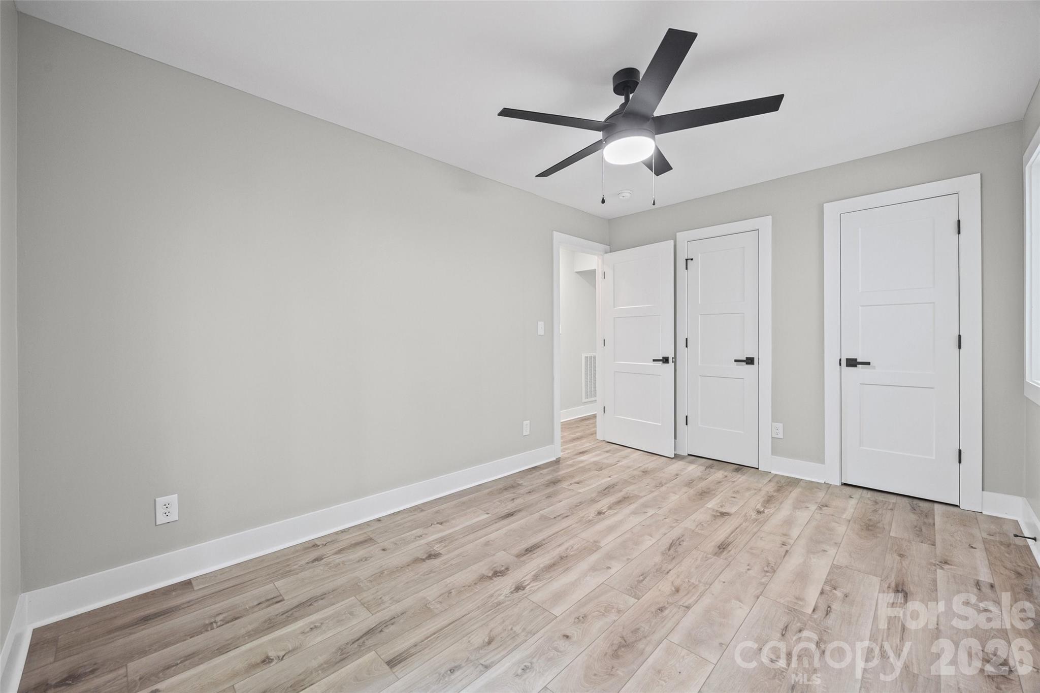 5950 Lake Wylie Road Clover, SC 29710 - Photo 17 of 36