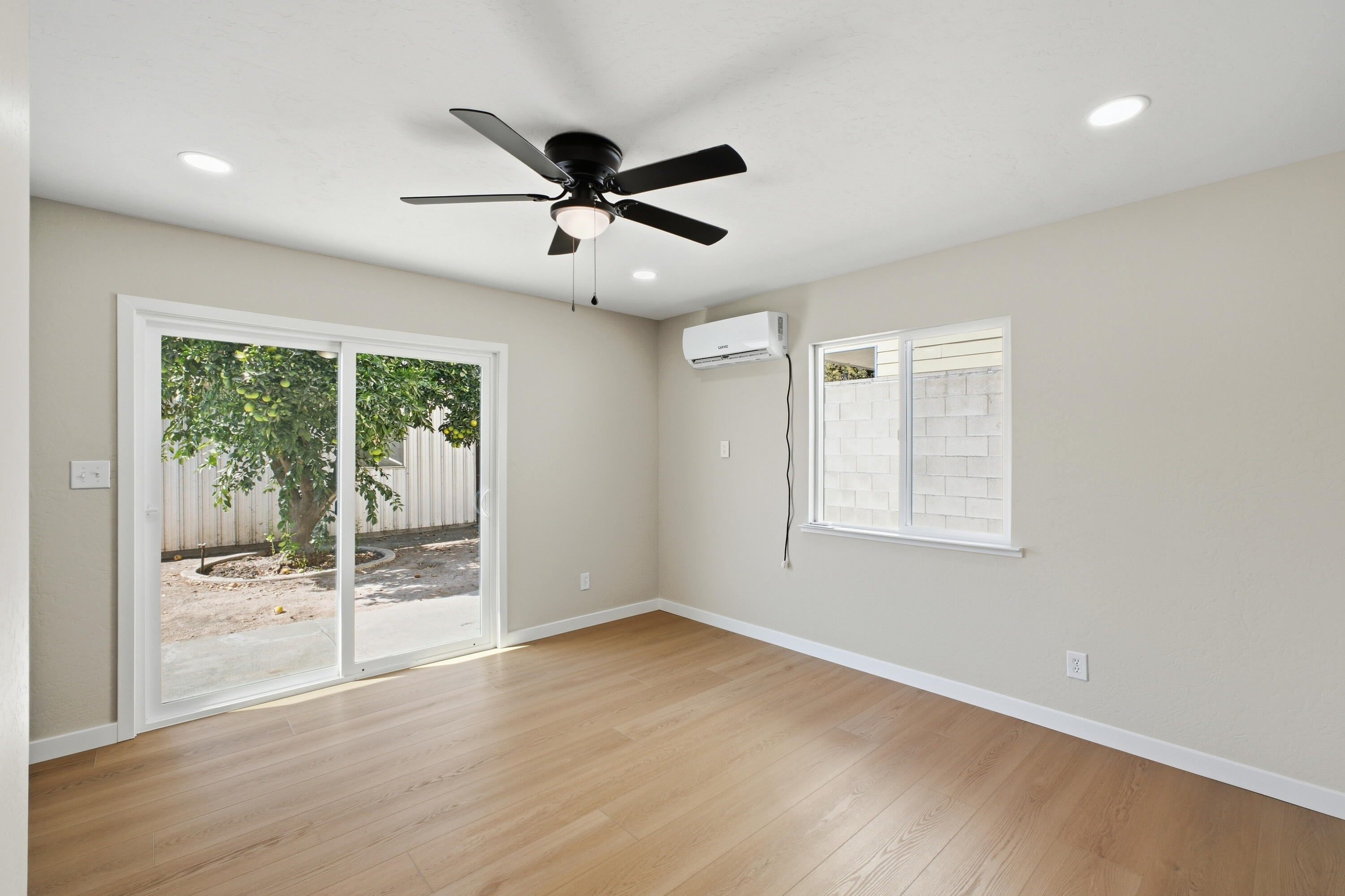 811 North Rinaldi Street Visalia, CA 93291 - Photo 27 of 35 811 N Rinaldi St. Visalia-27