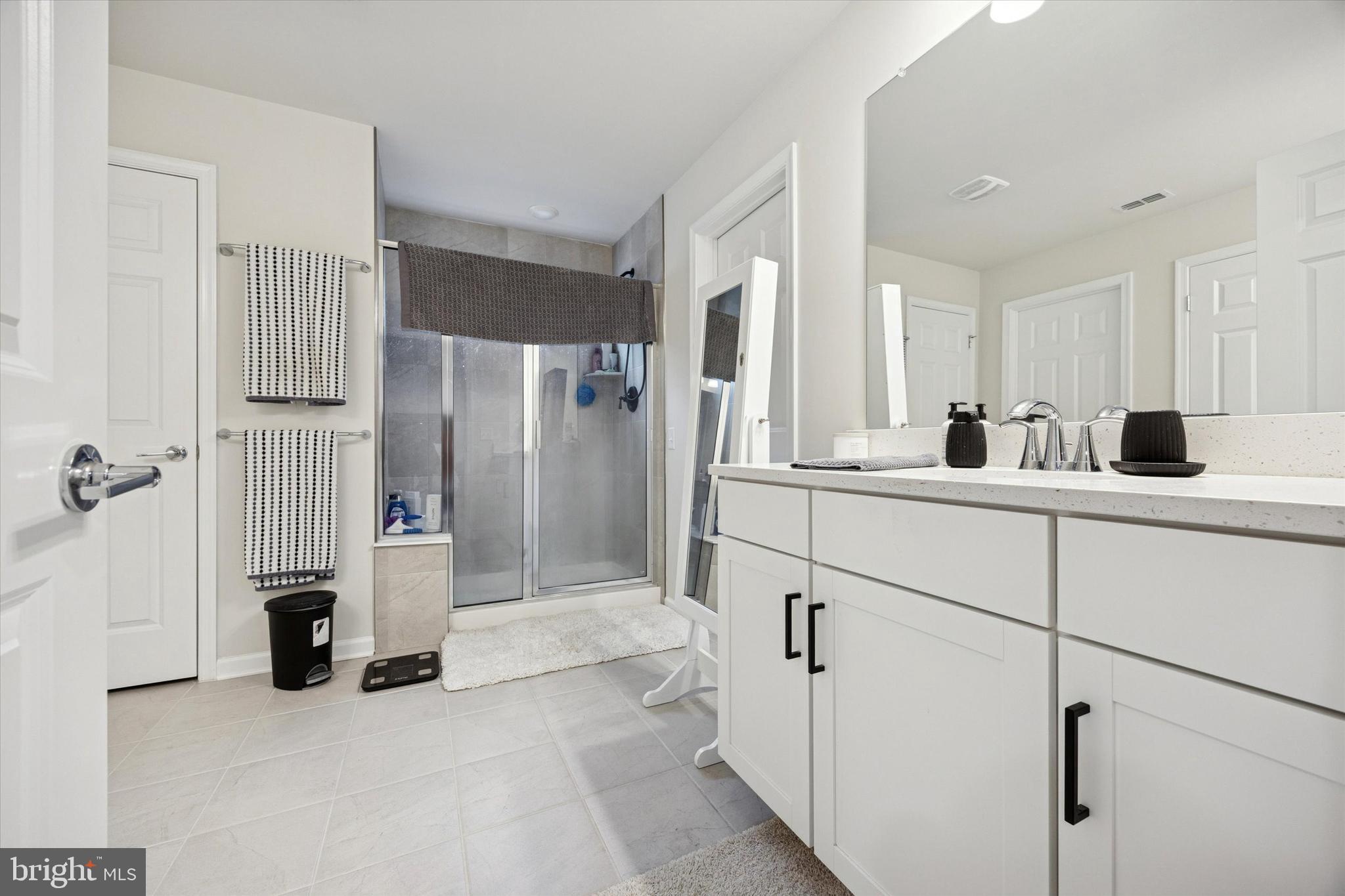 623 Liberty Ridge Road Horsham, PA 19044 - Photo 13 of 30 a kitchen with cabinets and a sink