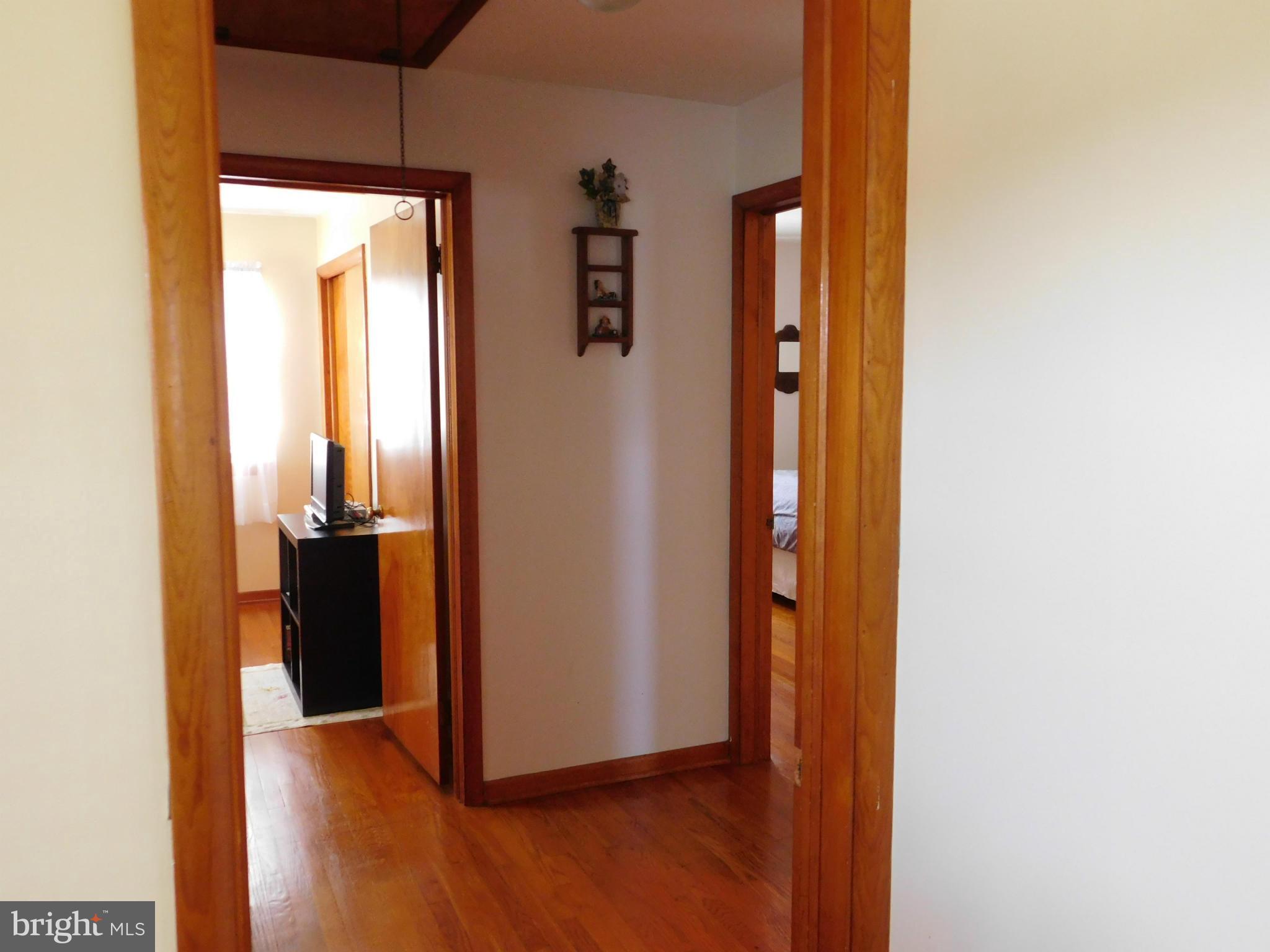 11809 Gehr Road Waynesboro, PA 17268 - Photo 8 of 14 Interior (General)