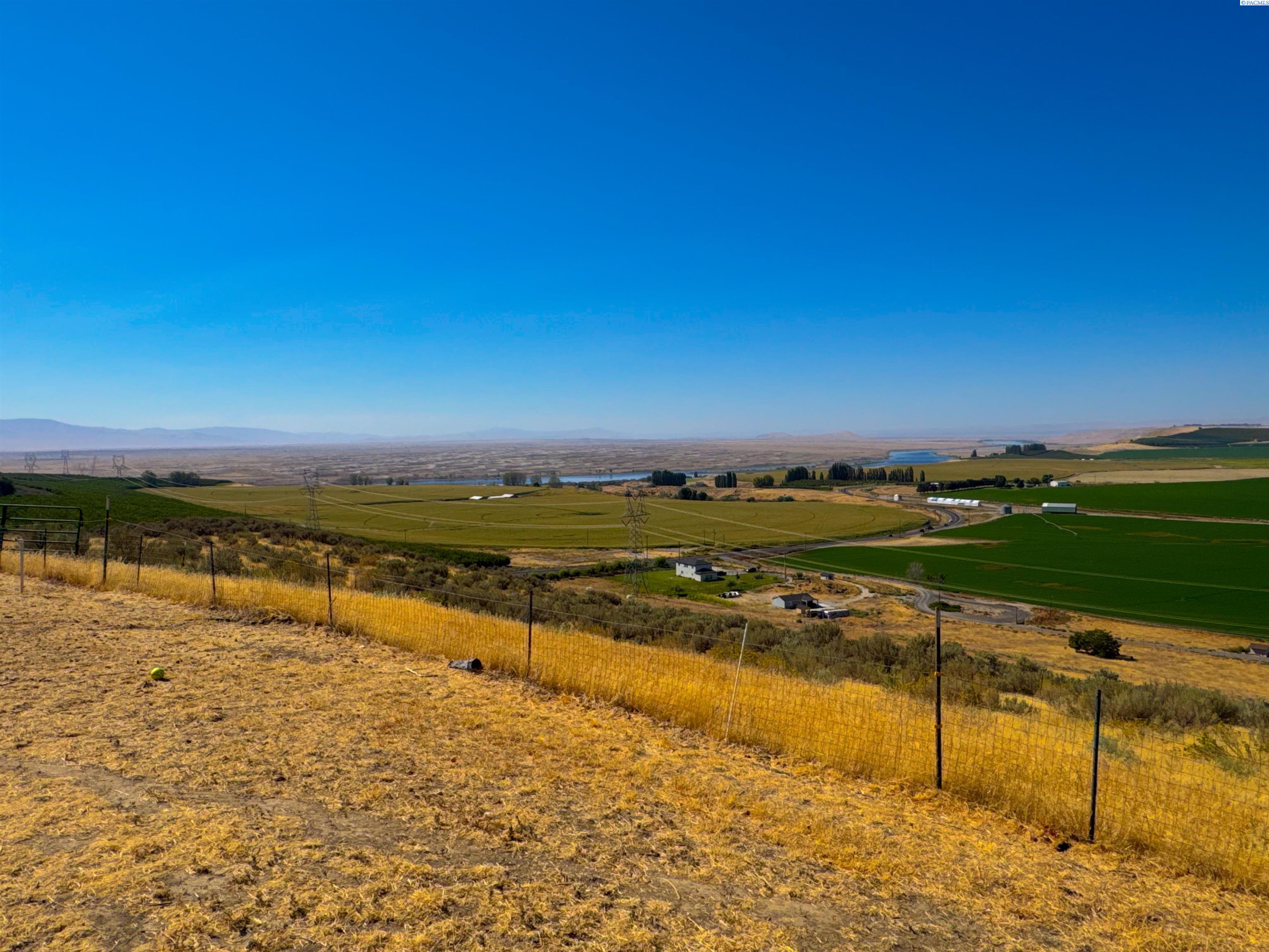 4732 Ringold Road Eltopia, WA 99330 - Photo 39 of 46 Gallery Image 39