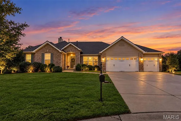 $475,000 | 2278 Haverford Drive, Shiloh, IL 62221