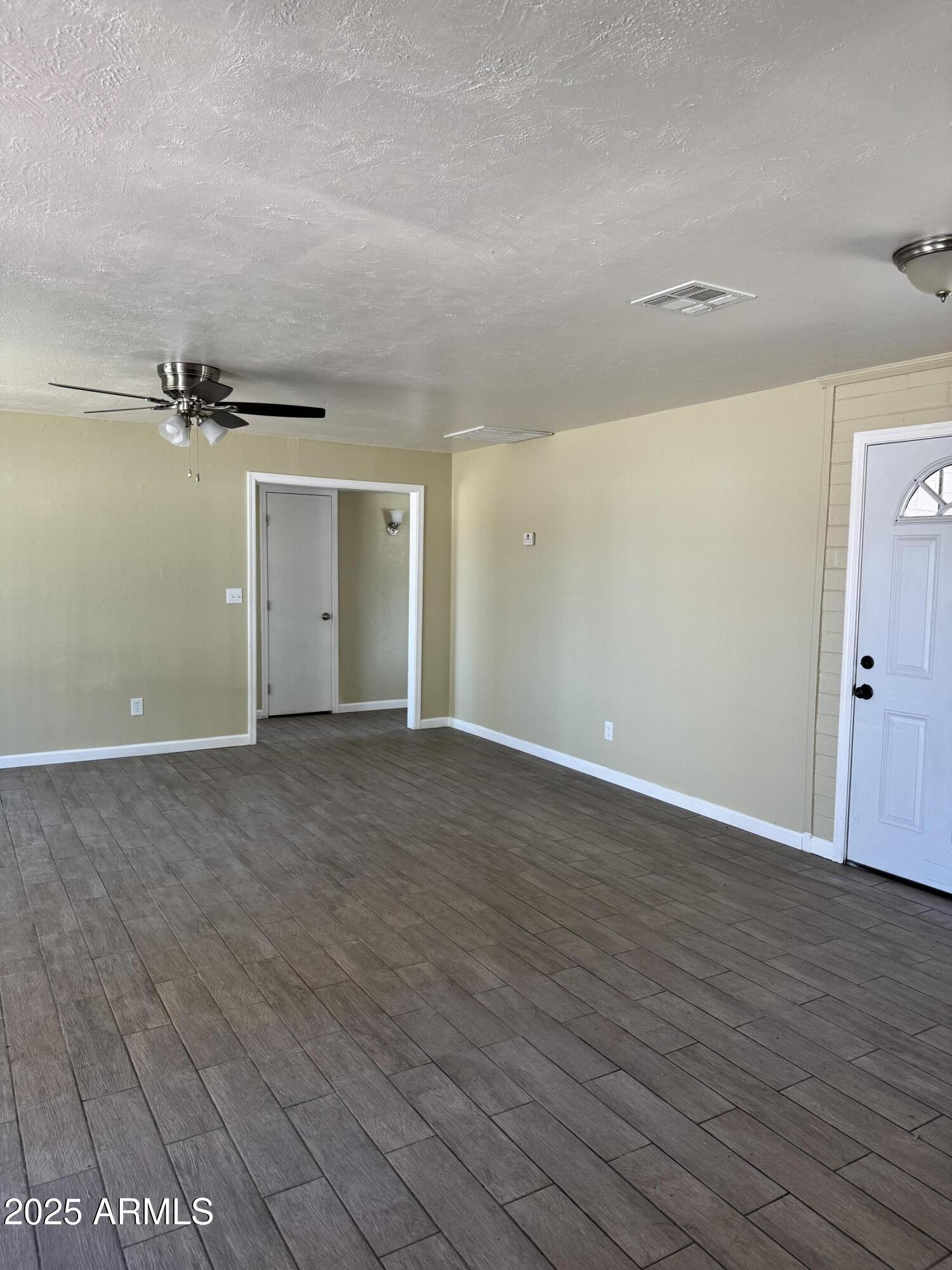 2801 West Camelback Road Phoenix, AZ 85017 - Photo 14 of 21 IMG_2885