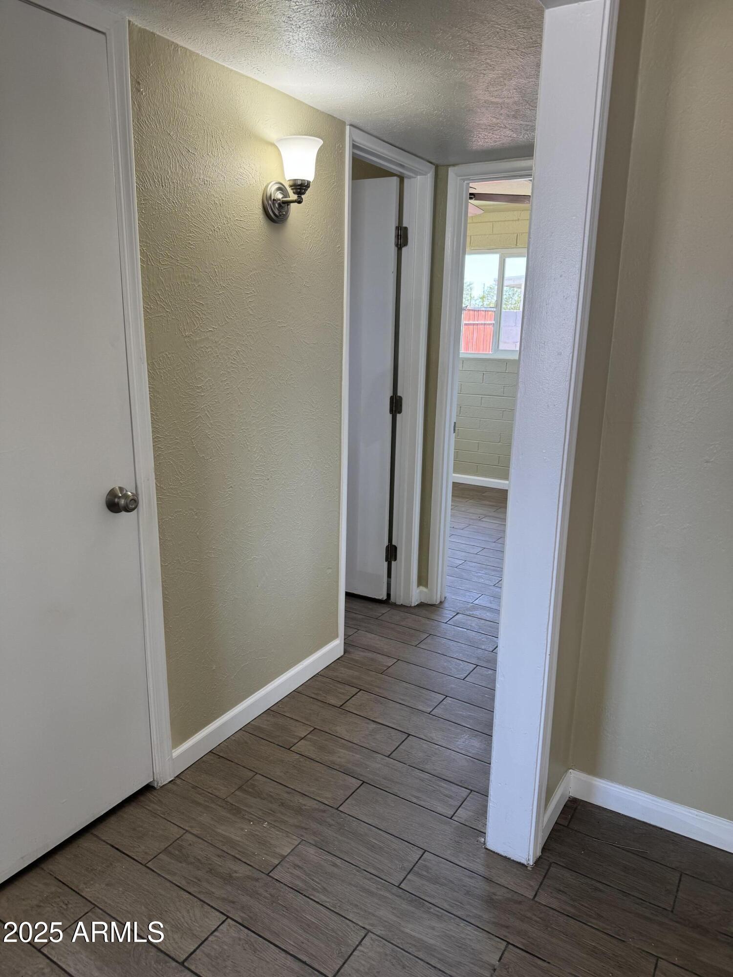 2801 West Camelback Road Phoenix, AZ 85017 - Photo 6 of 21 IMG_2889