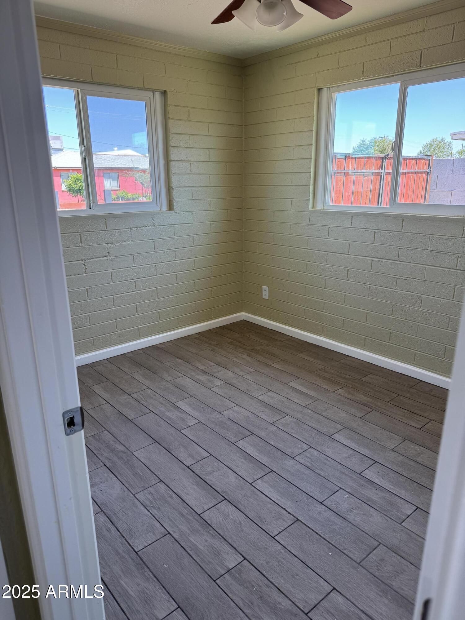 2801 West Camelback Road Phoenix, AZ 85017 - Photo 7 of 21 IMG_2890