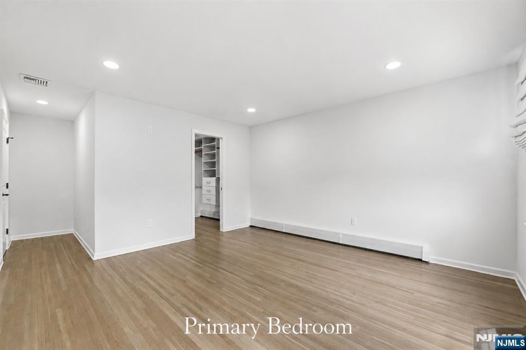 508 Tether Lane Paramus, NJ 07652 - Photo 18 of 47
