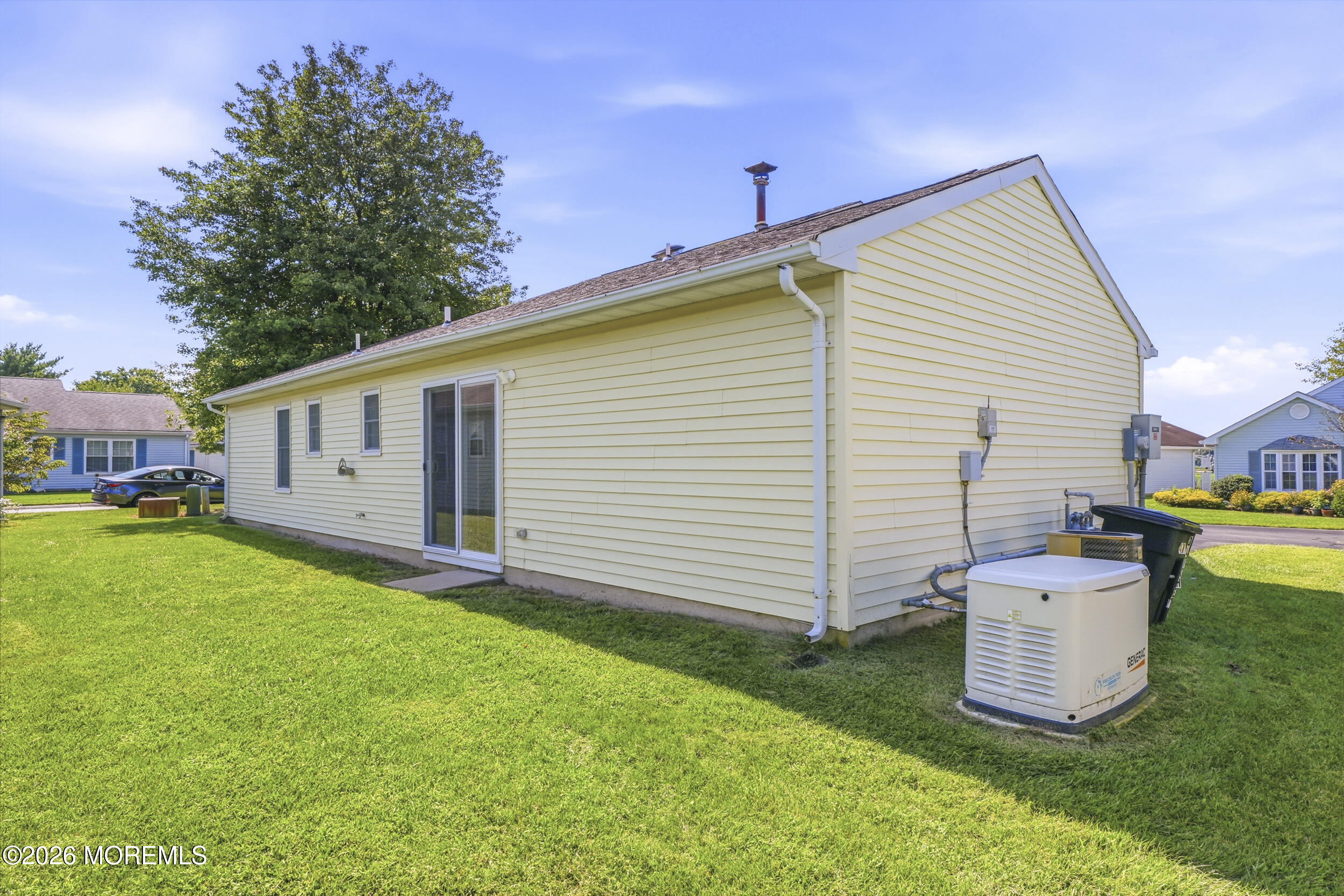 47 Datchet Close Freehold, NJ 07728 - Photo 28 of 38 42_image-164