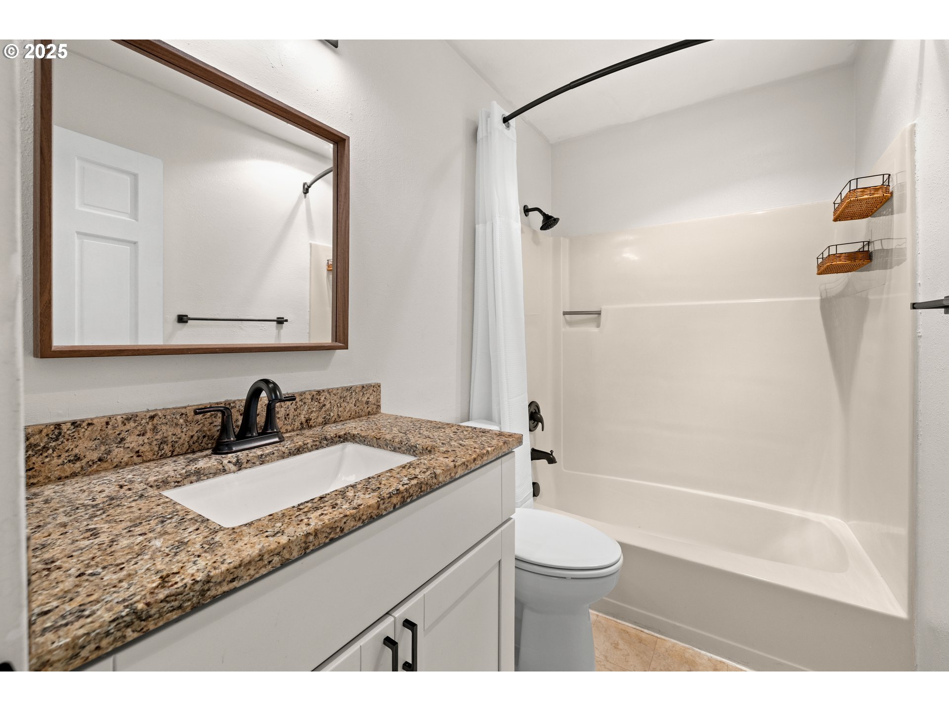 5127 Southwest Oleson Road Portland, OR 97225 - Photo 12 of 25 Gallery Image 12