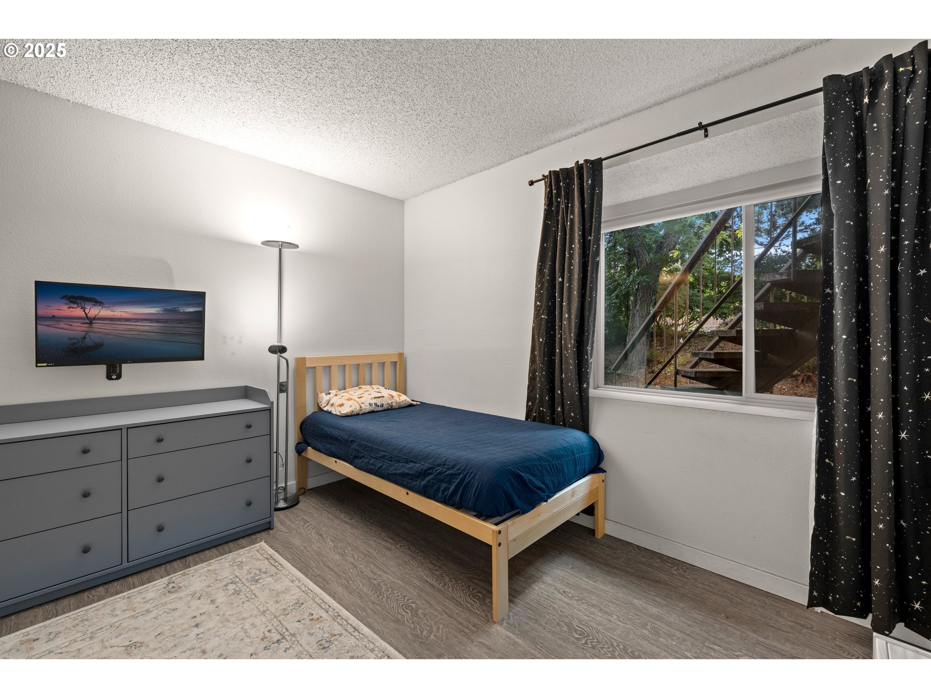 5127 Southwest Oleson Road Portland, OR 97225 - Photo 13 of 25 Gallery Image 13