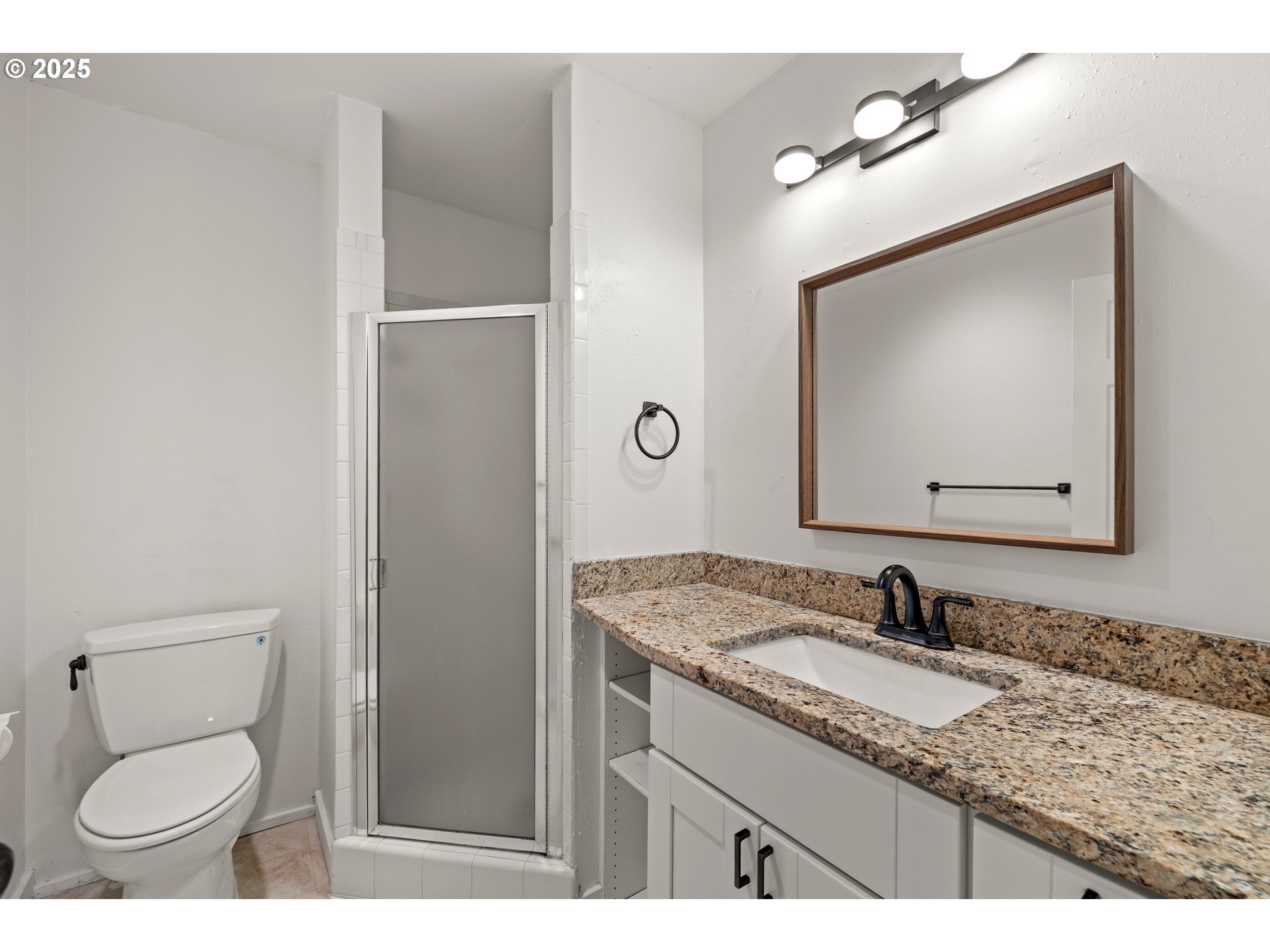 5127 Southwest Oleson Road Portland, OR 97225 - Photo 14 of 25 Gallery Image 14