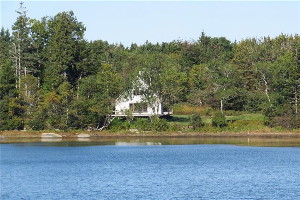 226 Atlantic Quarry Road Spruce Head, ME 04859 - Photo 2 of 35 Waterfront Cottage on Seal Harbor -...