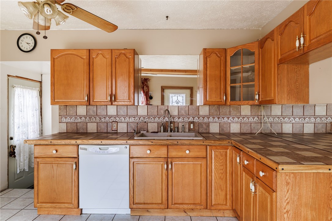 263 Fetzner Road Greece, NY 14626 - Photo 8 of 25