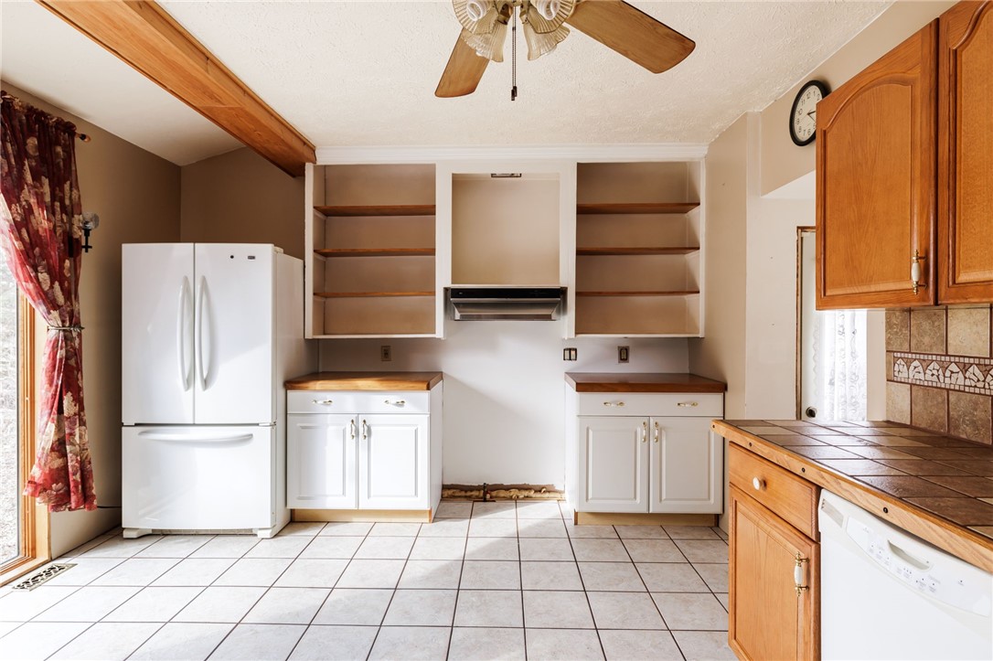 263 Fetzner Road Greece, NY 14626 - Photo 9 of 25