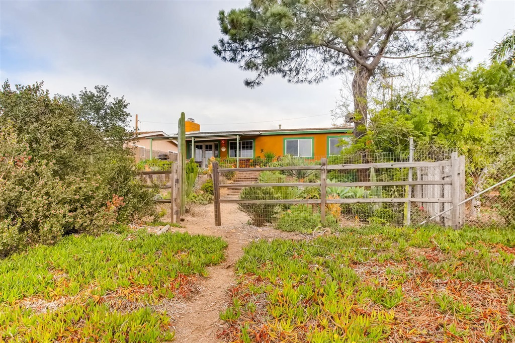 732 Avenida De San Clemente Encinitas, CA 92024 - Photo 24 of 25