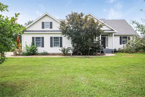 $469,900 | 40 Southwest Bb Highway, Unit 1, Warrensburg, MO 64093
