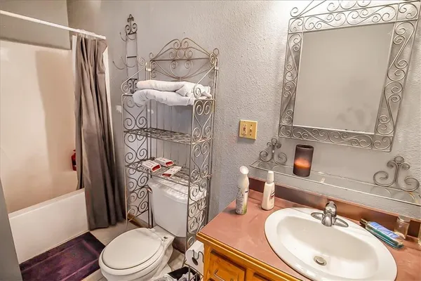 $469,900 | 40 Southwest Bb Highway, Unit 1, Warrensburg, MO 64093