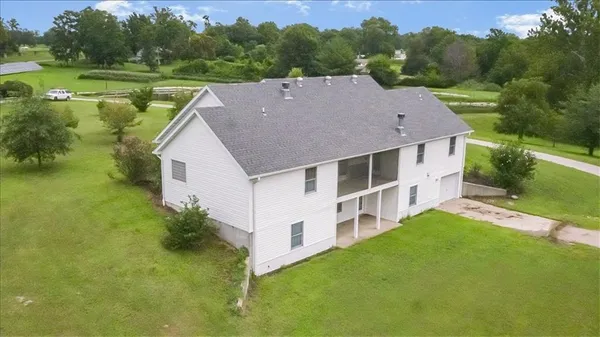 $469,900 | 40 Southwest Bb Highway, Unit 1, Warrensburg, MO 64093