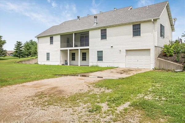 $469,900 | 40 Southwest Bb Highway, Unit 1, Warrensburg, MO 64093