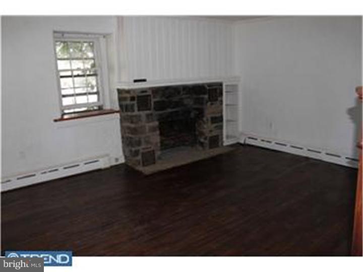 701 South County Line Road Telford, PA 18969 - Photo 4 of 8 Gallery Image 4