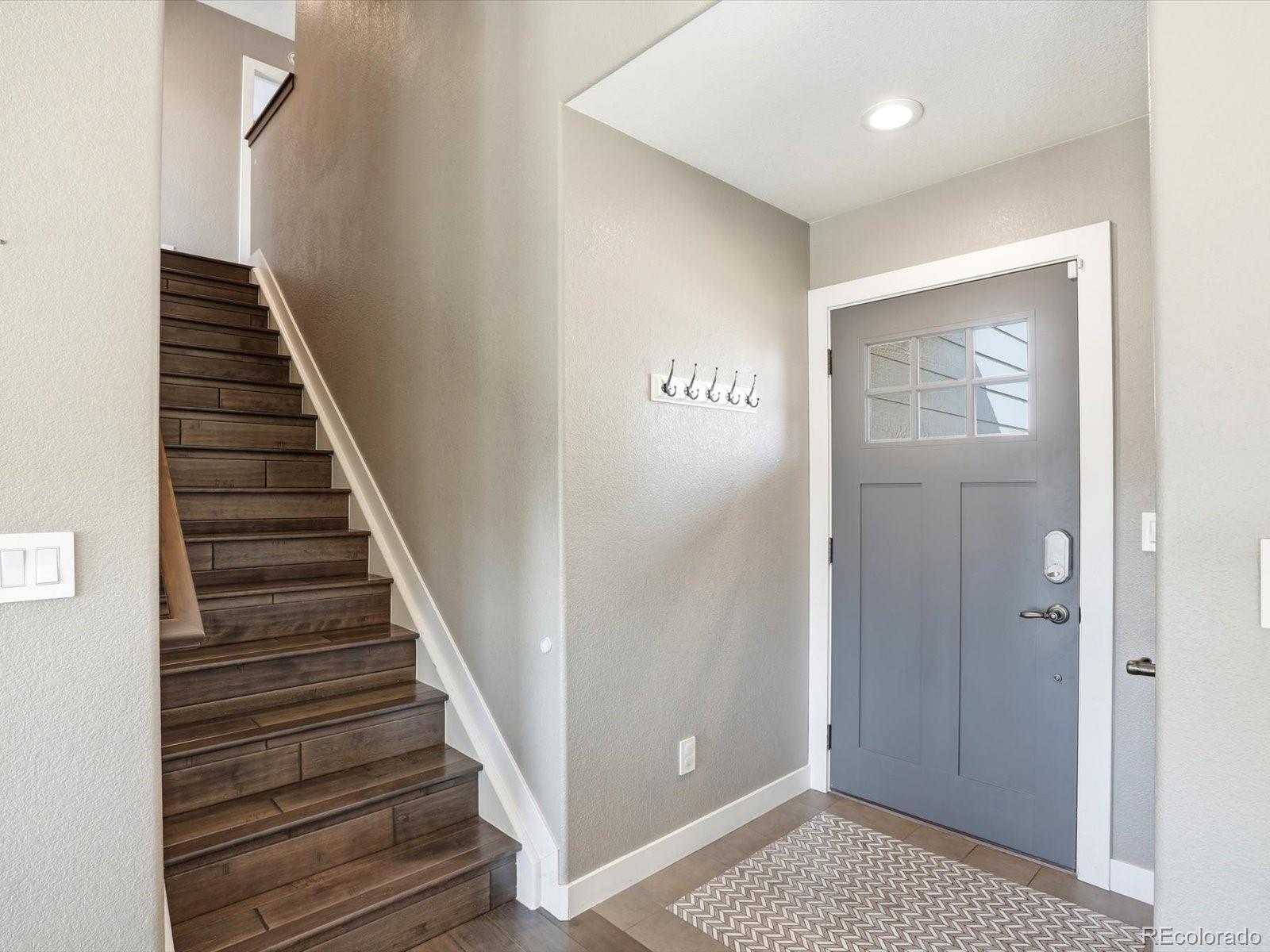 9912 Saybrook Street Highlands Ranch, CO 80126 - Photo 13 of 38 Gallery Image 13