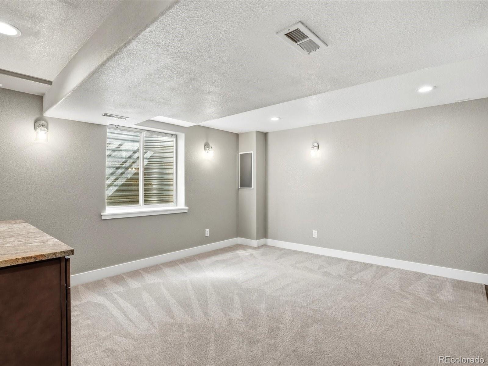9912 Saybrook Street Highlands Ranch, CO 80126 - Photo 25 of 38 Gallery Image 25