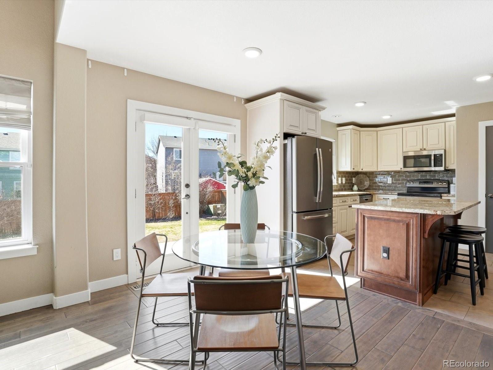 9912 Saybrook Street Highlands Ranch, CO 80126 - Photo 3 of 38 Gallery Image 3