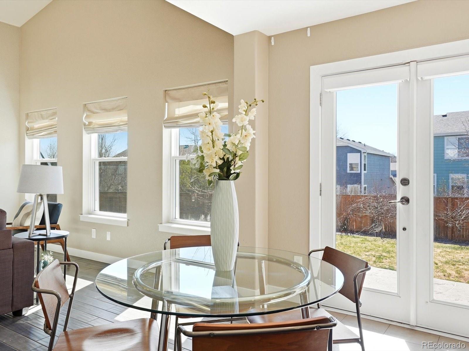 9912 Saybrook Street Highlands Ranch, CO 80126 - Photo 8 of 38 Gallery Image 8