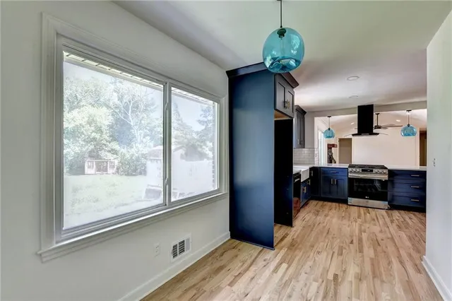 $4,300 | 6085 Glenridge Drive, Sandy Springs, GA 30328