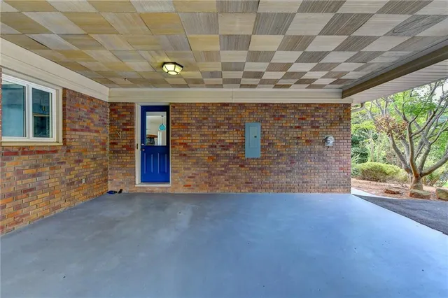$4,300 | 6085 Glenridge Drive, Sandy Springs, GA 30328