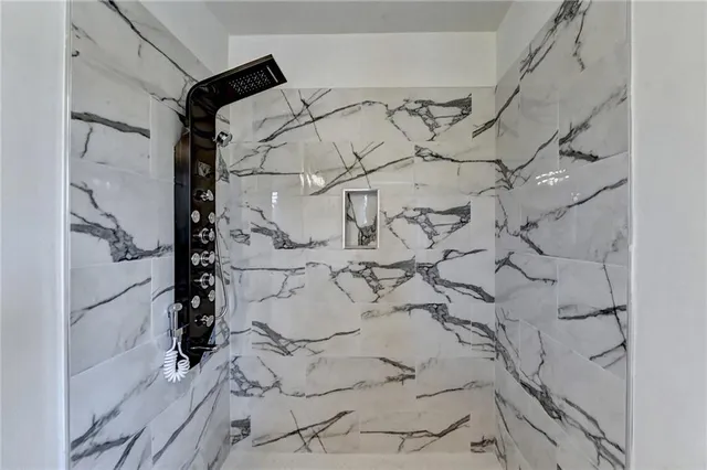 $4,300 | 6085 Glenridge Drive, Sandy Springs, GA 30328