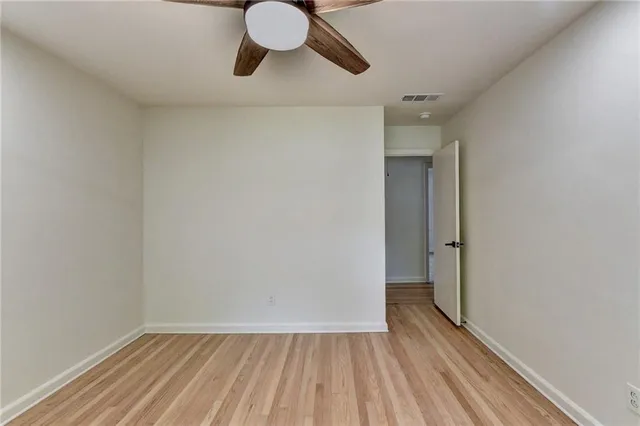 $4,300 | 6085 Glenridge Drive, Sandy Springs, GA 30328