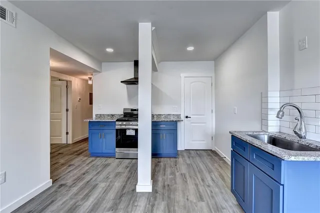 $4,300 | 6085 Glenridge Drive, Sandy Springs, GA 30328