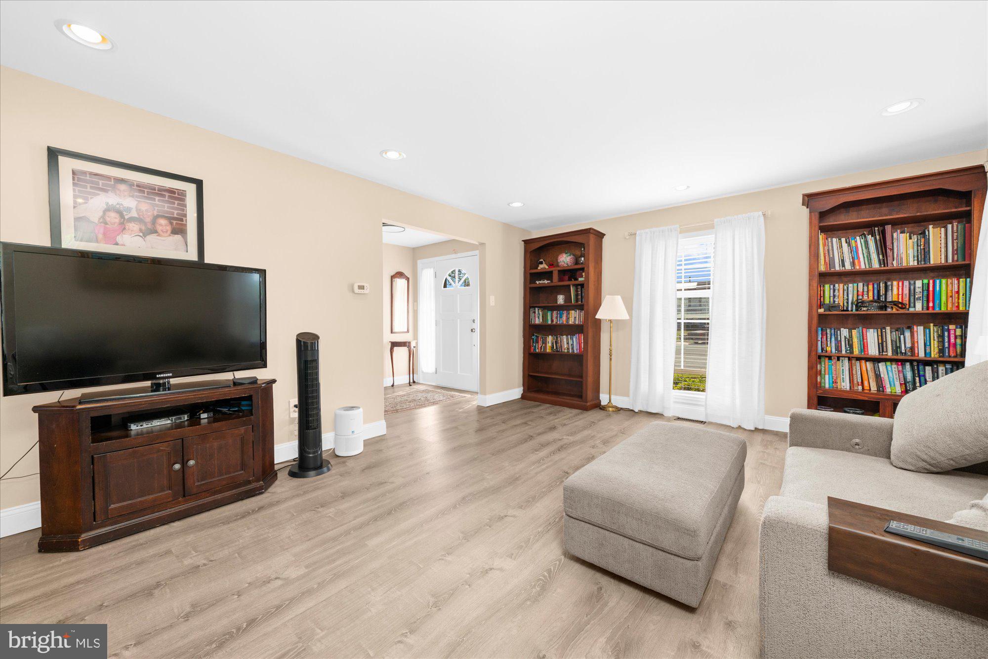 1 Dorado Court Clementon, NJ 08021 - Photo 5 of 39