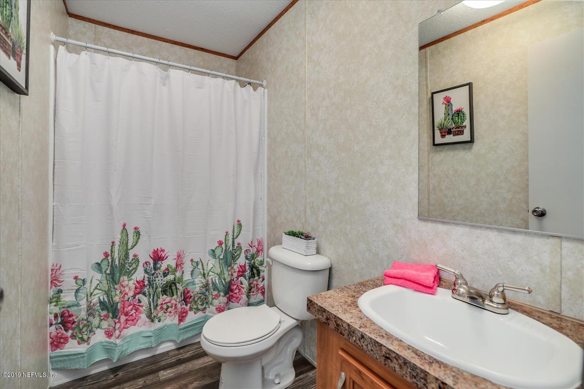 6118 Chestnut Road Macclenny, FL 32063 - Photo 18 of 23 Bathroom
