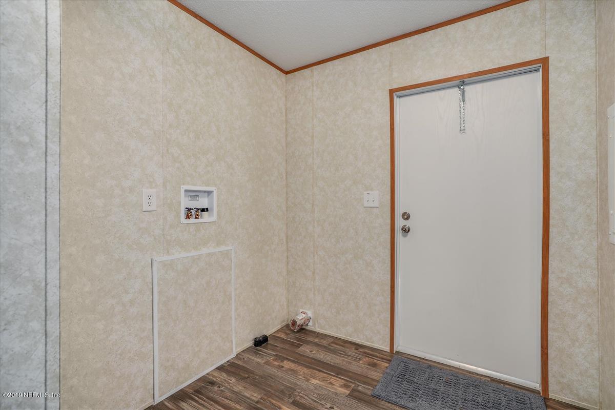 6118 Chestnut Road Macclenny, FL 32063 - Photo 19 of 23 Laundry